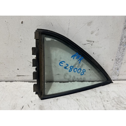 Toyota Corolla Right Rear Door 1/4 Glass ZZE122 12/2001-04/2007