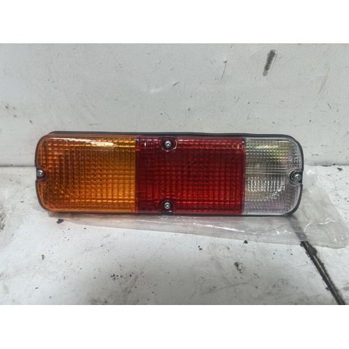 New / Non-Genuine Left Tail Light to suit Toyota Hilux 09/1997-03/2005