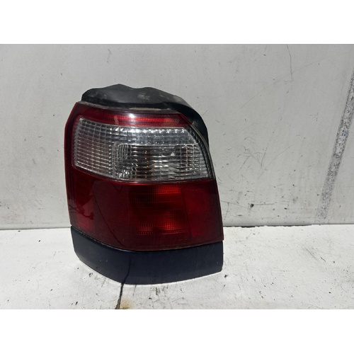 Subaru Forester Left Tail Light 01/2000-06/2002