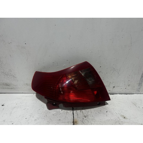 Suzuki Swift Right Tail Light EZ RS415 09/2004-07/2007