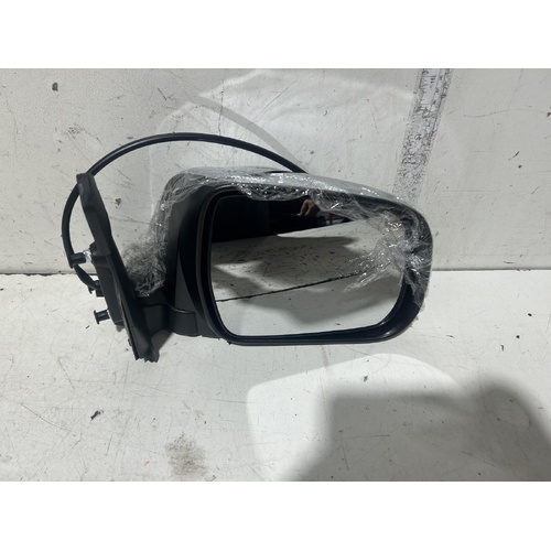 New / Non-Genuine Right Door Mirror to suit Toyota Hilux TGN/KUN/GGN 03/05-04/12
