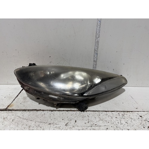 Mazda 2 Right Headlight DE 09/07 - 09/14