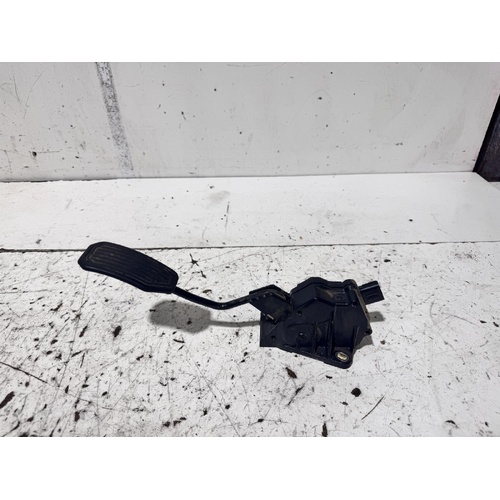 Toyota RAV4 Accelerator Pedal ACA33 11/2005-11/2012