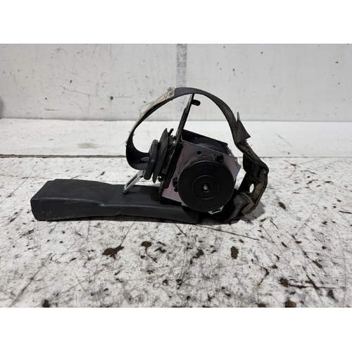 Toyota Aurion Centre Rear Seat Belt GSV40R 10/06-03/12