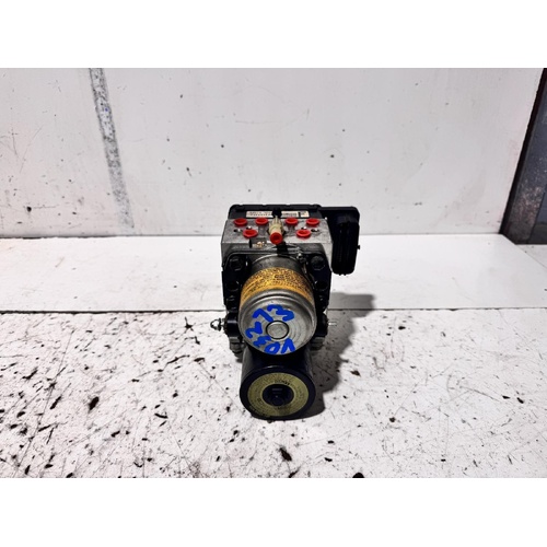 Lexus GS450h ABS Pump / Module GWS191 03/2005-12/2011