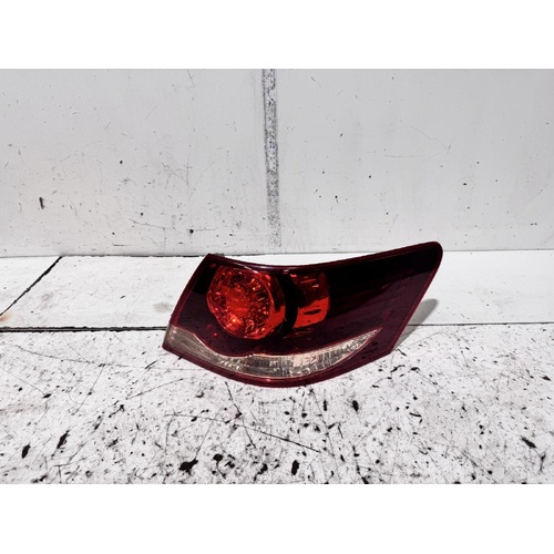 Toyota Aurion Right Tail Light GSV40 10/2006-08/2009