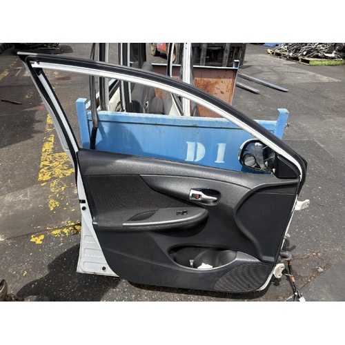 Toyota Corolla Left Front Window Regulator ZRE152 03/2007-10/2013