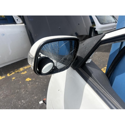 Toyota Corolla Left Door Mirror ZRE152 03/2010-12/2013