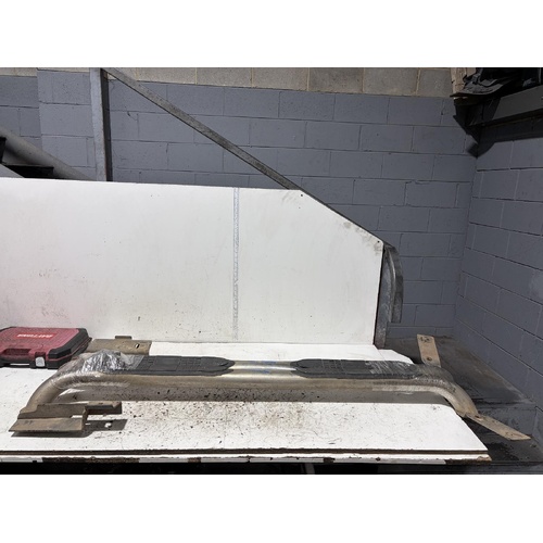 Toyota RAV4 Side Steps ACA33 11/2005-11/2012