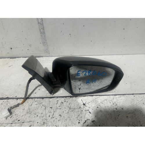 Nissan Murano Right Door Mirror Z51 12/2008-02/2015