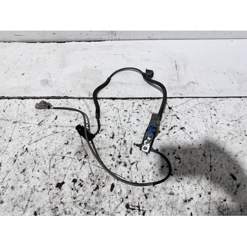 Toyota Hilux Left Front ABS Sensor KUN26 03/2005-08/2015