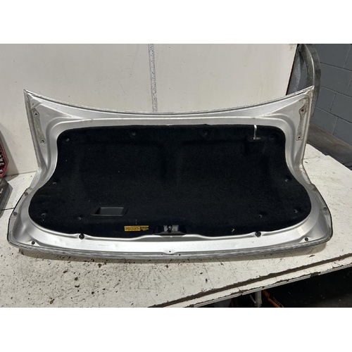 Lexus GS450H Bootlid Lock Mechanism GS 03/2005-12/2011