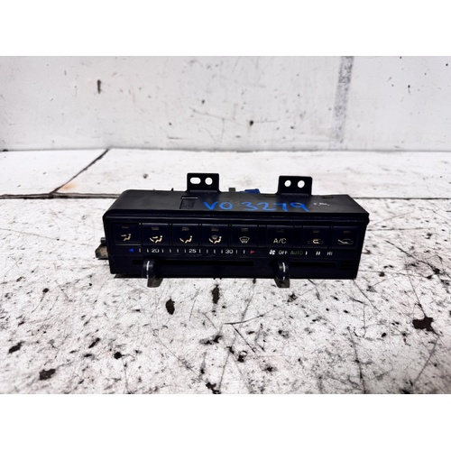 Toyota Hiace Super Custom Heater Controls KZH100 11/1998-12/2004