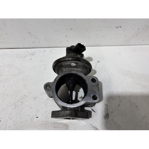 Toyota Hiace Electronic EGR Valve Control KDH201 09/2006-07/2010