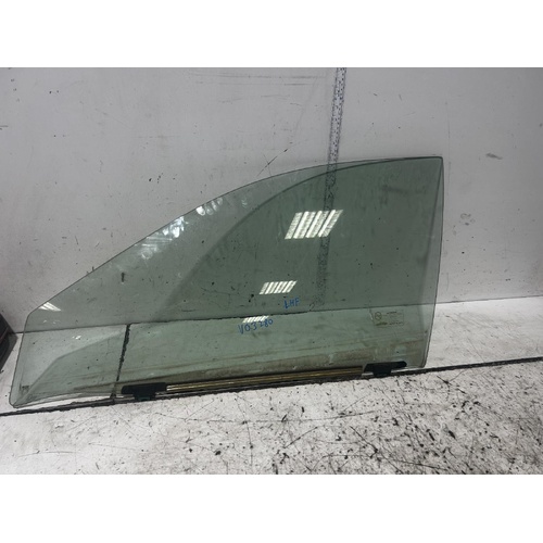 Lexus ES300 Left Front Door Glass MCV30 10/2001-12/2005