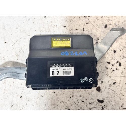 Lexus ES300 ABS / TRC / VSC Module MCV30 10/2001-12/2005