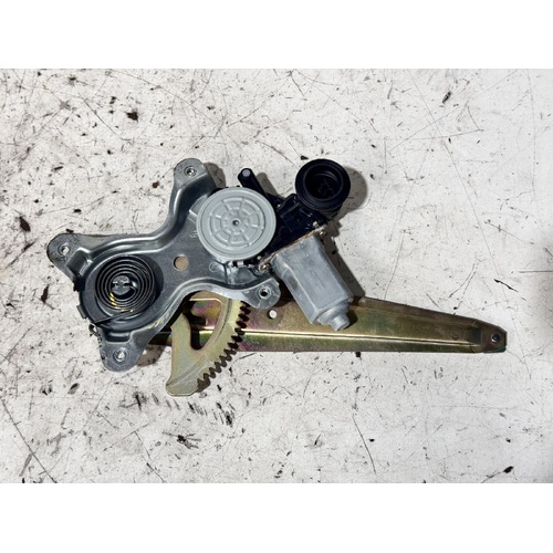 Lexus ES300 Left Rear Door Window Regulator MCV30 10/2001-12/2005
