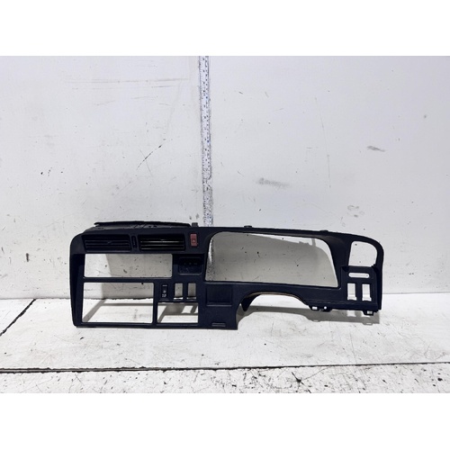 Toyota Hiace Dash Fascia with Dash Vents KZH100 11/1989-12/2004