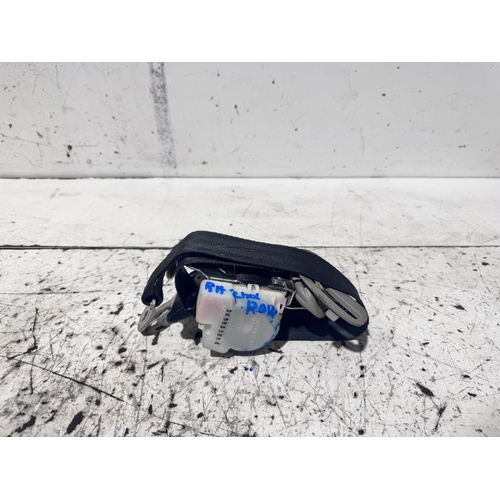 Toyota Kluger Right Rear 2nd Row Seat Belt GSU45 05/2007-07/2010