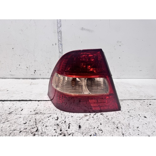 Toyota Corolla Left Tail Light ZZE122 12/2001-03/2004