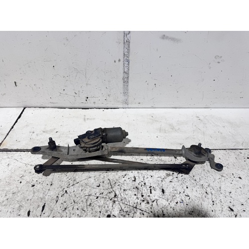 Toyota Kluger Front Wiper Assembly GSU45 05/2007-02/2014