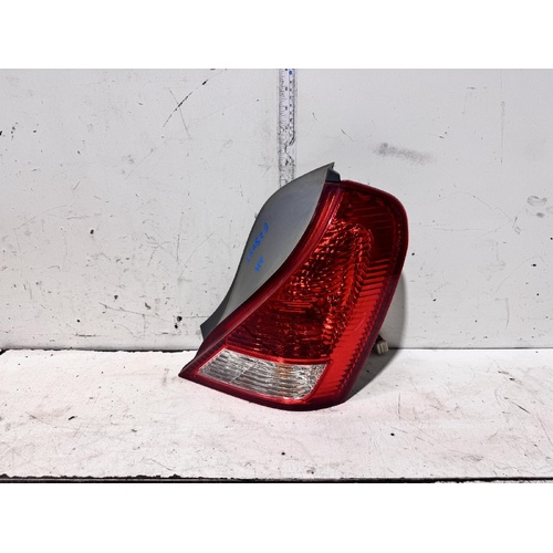 Ford Laser Right Tail Light KQ 04/2001-09/2002