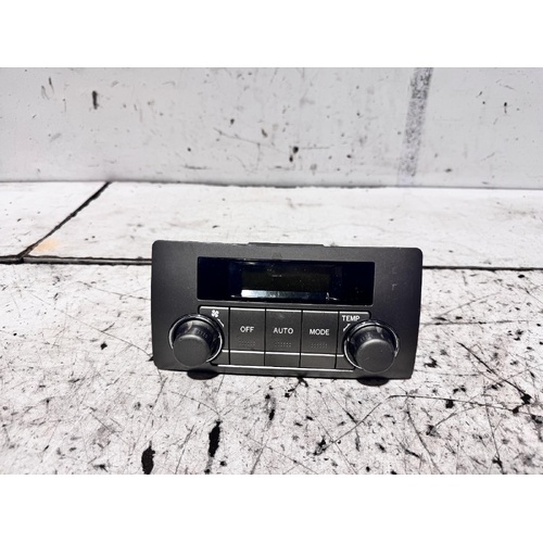 Toyota Kluger Rear Heater Controls GSU45 05/2007-02/2014