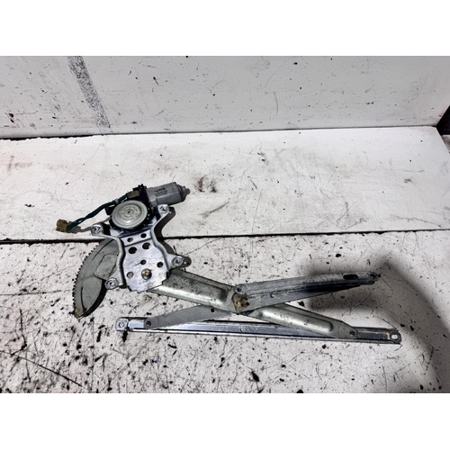 Toyota Tarago Right Front Door Window Regulator TCR10 09/1990-05/2000