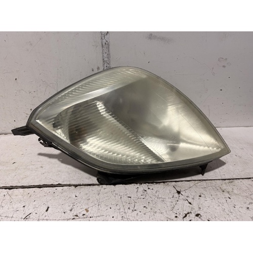 Ford Fiesta Left Head Light WP 03/2004-10/2005