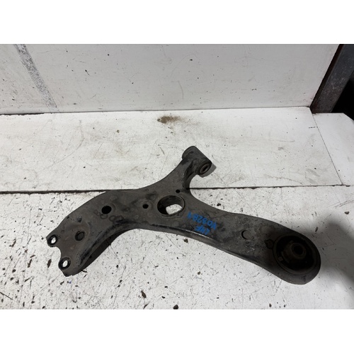 Toyota Corolla Left Front Lower Control Arm ZRE152 03/2007-10/2013