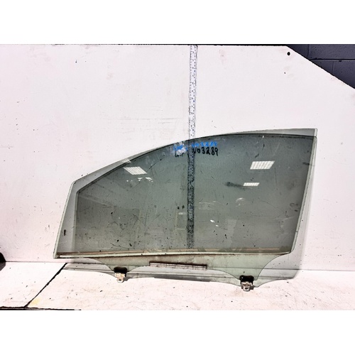 Toyota Corolla Left Front Door Window Glass ZRE152 03/2007-09/2012