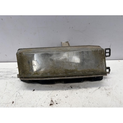 Toyota Corolla Right Headlight AE92 06/89 - 08/94