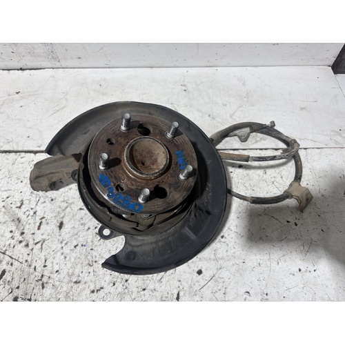 Lexus ES300 Left Rear Hub Assembly MCV30 10/2001-12/2005