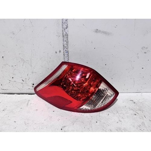 Toyota RAV4 Left Tail Light ACA33 11/2005-08/2008