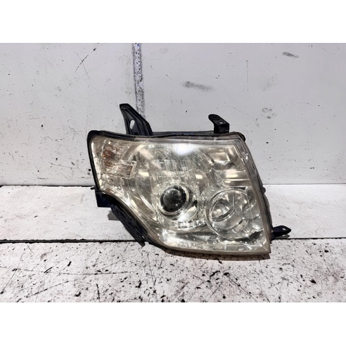 Mitsubishi Pajero Right Head Light NT 11/2009-07/2016