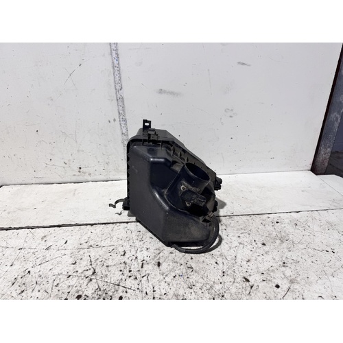 Toyota Estima Air Cleaner Box with Air Flow Meter ACR50 2005-2019