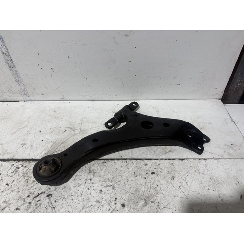 Lexus ES300 Right Front Lower Control Arm MCV30 10/2001-12/2005