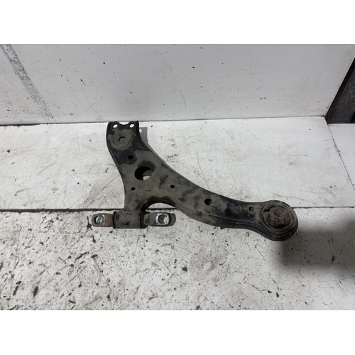 Lexus ES300 Left Front Lower Control Arm MCV30 10/2001-12/2005