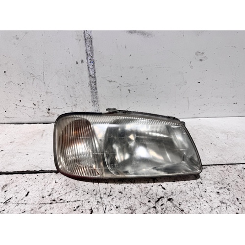 Hyundai Accent Right Head Light LC 06/2000-02/2003