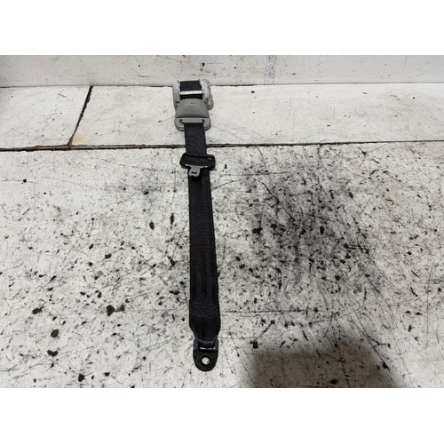 Toyota Estima Seat Belt 3rd Row XR50 05-19 