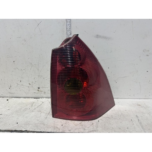 Peugeot 307 Right Tail Light T5 10/2003-09/2005