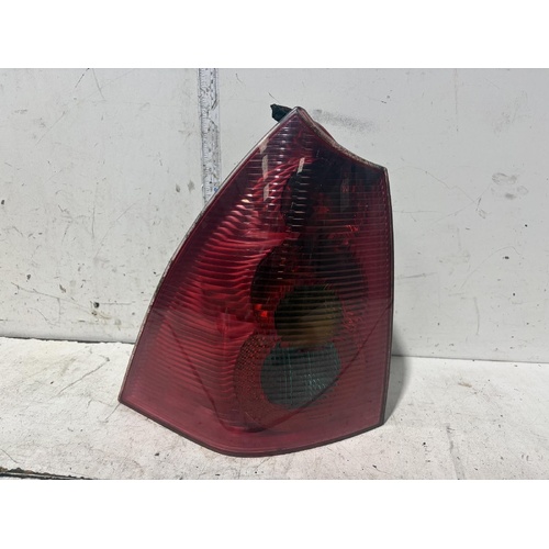 Puegeot 307 Left Tail Light T5 10/2003-09/2005