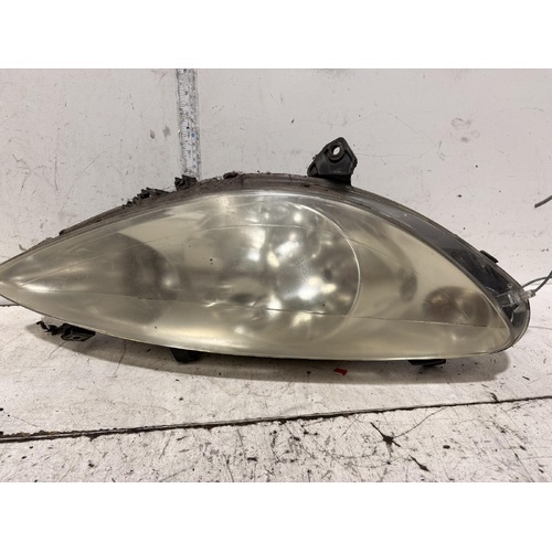 Peugot 307 Right Head Light T5 12/2001-2005