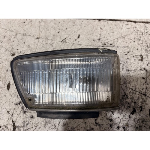 Toyota Corolla Right Corner Light AE92 06/1991-08/1994