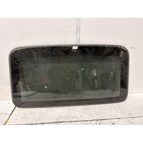 Toyota Kluger Front Sunroof Glass GSU45 05/2007-02/2014