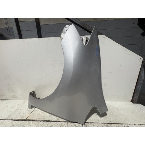 Toyota Corolla Left Guard ZRE152 11/2009-09/2012