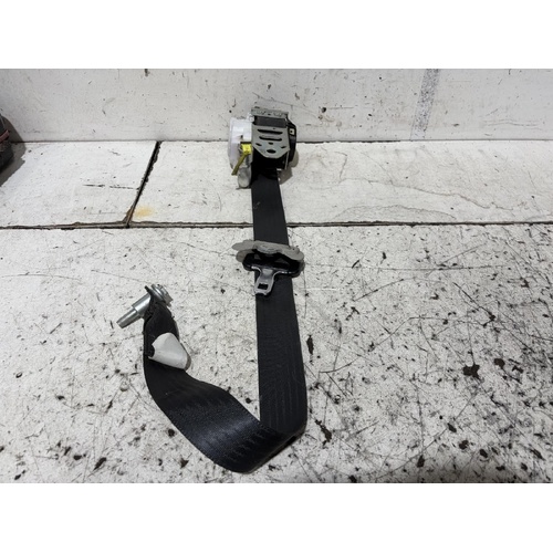 Toyota Tarago Left Hand Front Seatbelt ACR50 01/06 - 03/12