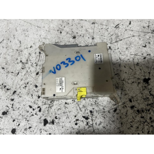 Toyota Tarago Right Junction Block Assembly ACR50 03/2006-06/2020