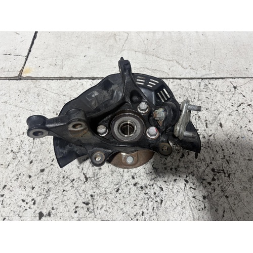 Toyota C-HR Right Front Hub Assembly Gen1 12/2016-09/2023
