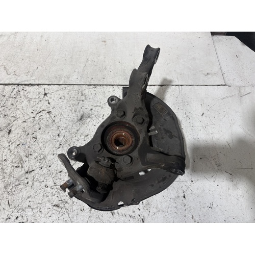 Toyota Tarago Right Front Hub Assembly ACR50 01/2006-06/2020